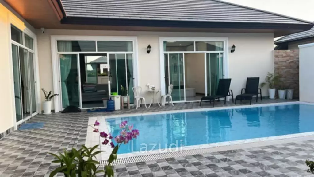 Nice Breeze 7 : Fully Furnished & Private Outdoor Pool.