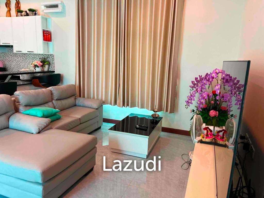 Nice Breeze 7 : Fully Furnished & Private Outdoor Pool.