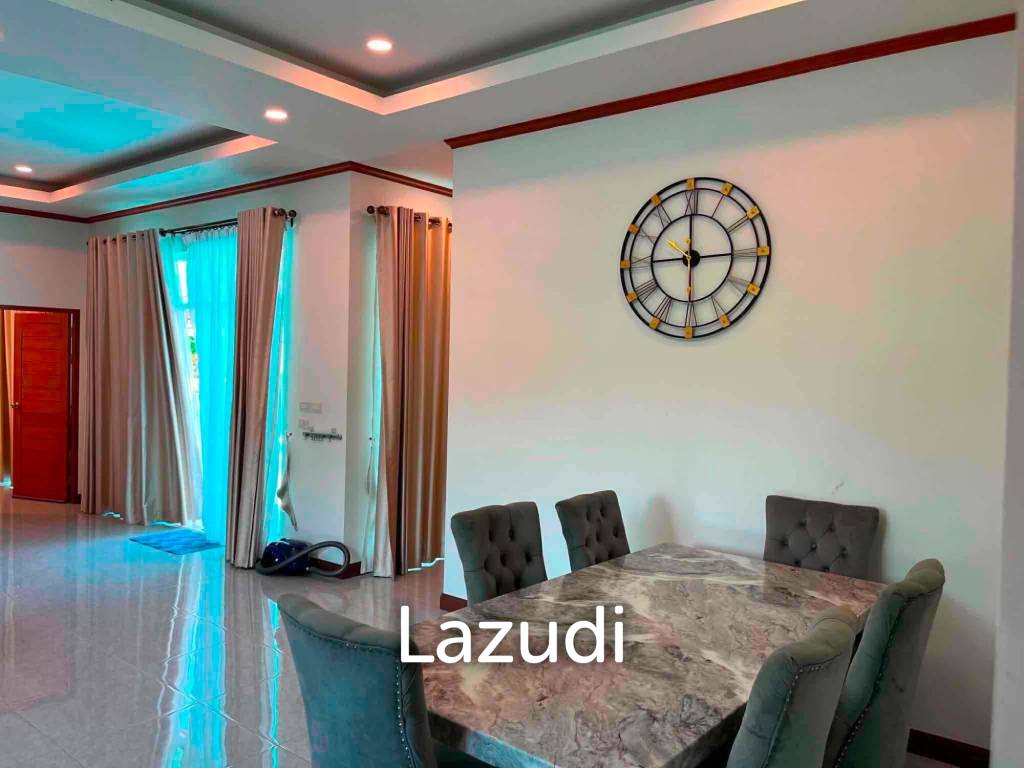 Nice Breeze 7 : Fully Furnished & Private Outdoor Pool.