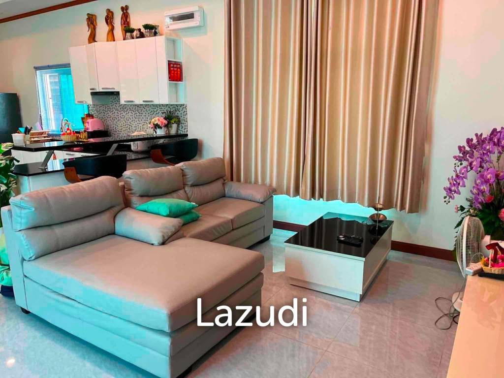 Nice Breeze 7 : Fully Furnished & Private Outdoor Pool.