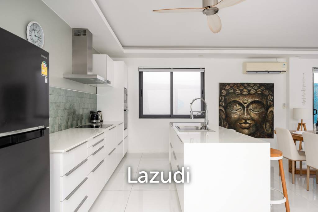 Elegant 3-Bedroom Balinese-Style Private Pool Villa in Peaceful Maenam
