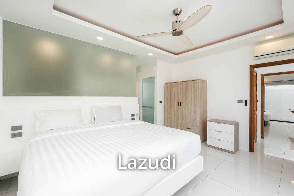 Elegant 3-Bedroom Balinese-Style Private Pool Villa in Peaceful Maenam