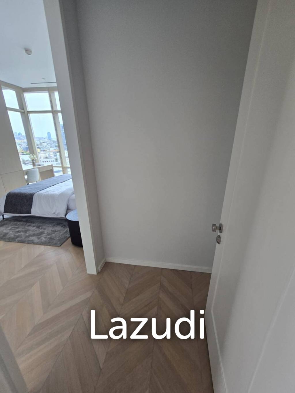 Four Seasons Private Residences 117 Sqm 2 Bed 2 Bath