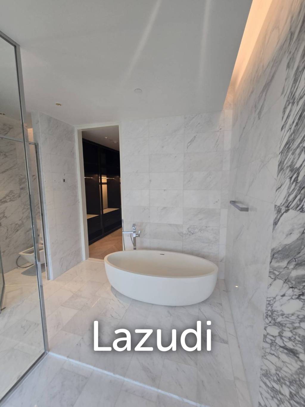Four Seasons Private Residences 117 Sqm 2 Bed 2 Bath