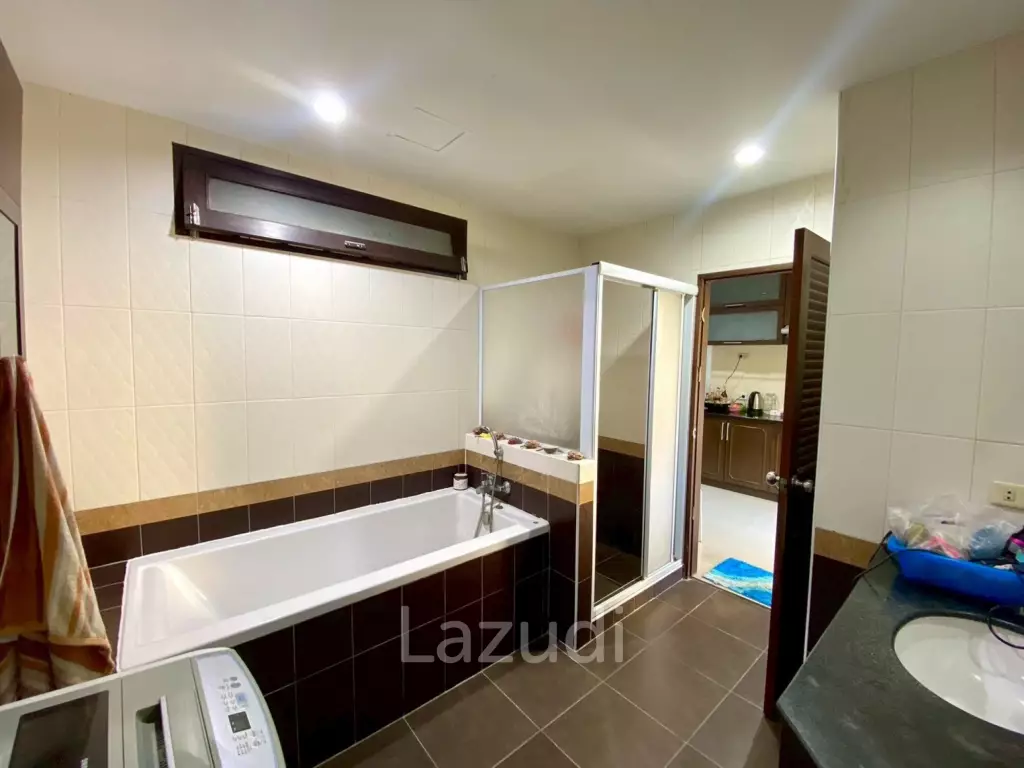 Wongamat Privacy Condominium for Sale Spacious Thai Modern