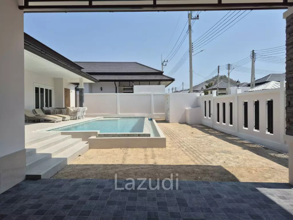 311 sqm pool villa in Hua Hin Grand Hills Hin Lek Fai