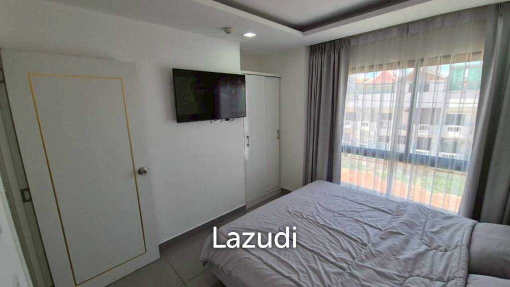 Modern 1-Bedroom Condo for Rent at Siam Oriental Star