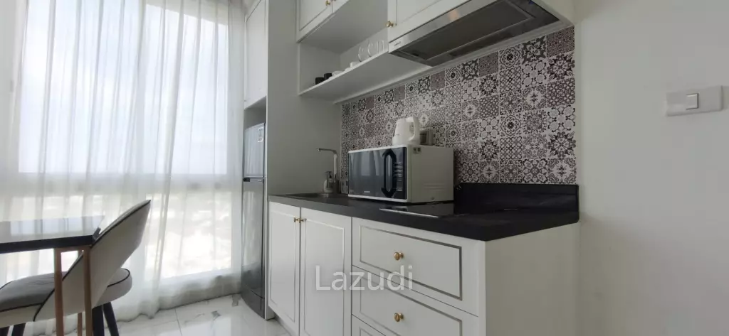 Elegant 1-Bedroom Sky Suite at Empire Tower Jomtien For Rent