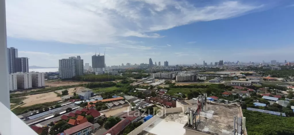 Elegant 1-Bedroom Sky Suite at Empire Tower Jomtien For Rent