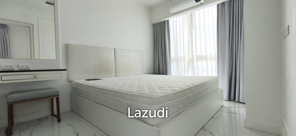 Elegant 1-Bedroom Sky Suite at Empire Tower Jomtien For Rent