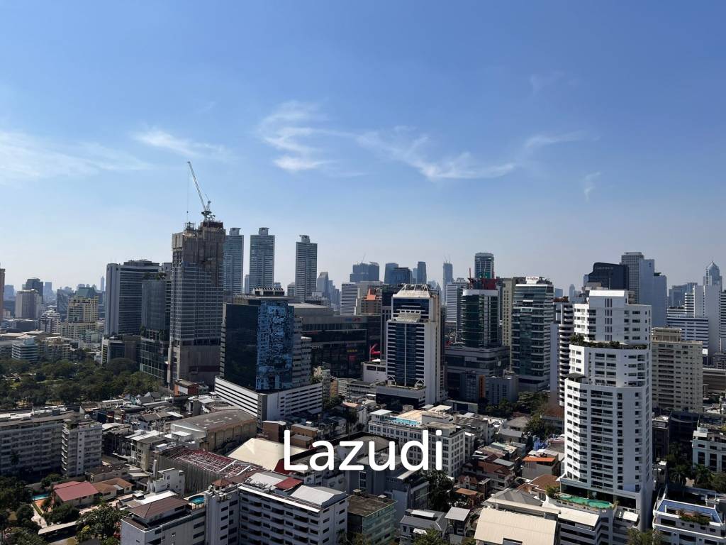 60 sqm high floor condo at NOBLE STATE 39 in Khlong Tan Nuea Bangkok