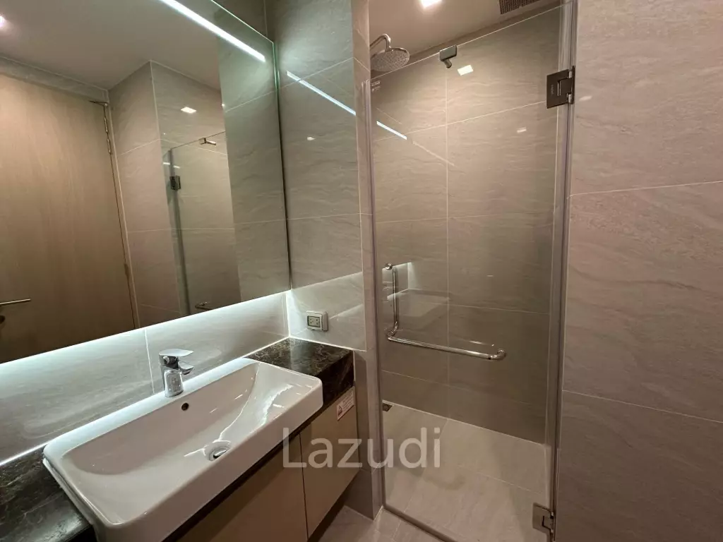 60 sqm high floor condo at NOBLE STATE 39 in Khlong Tan Nuea Bangkok