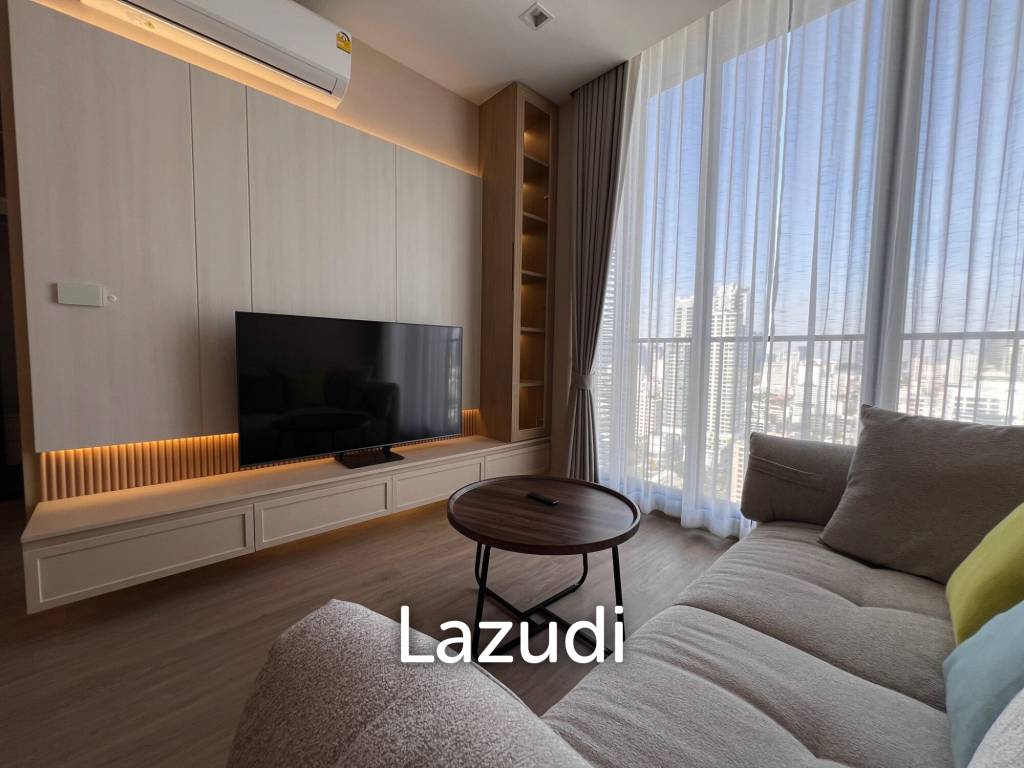 60 sqm high floor condo at NOBLE STATE 39 in Khlong Tan Nuea Bangkok