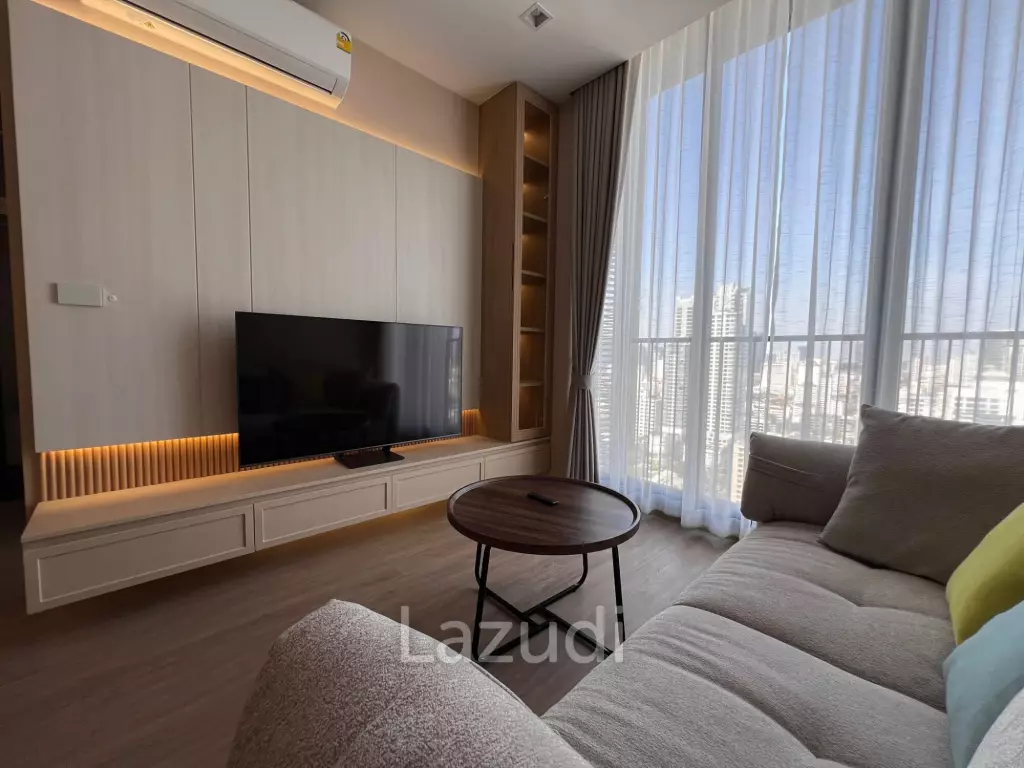 60 sqm high floor condo at NOBLE STATE 39 in Khlong Tan Nuea Bangkok