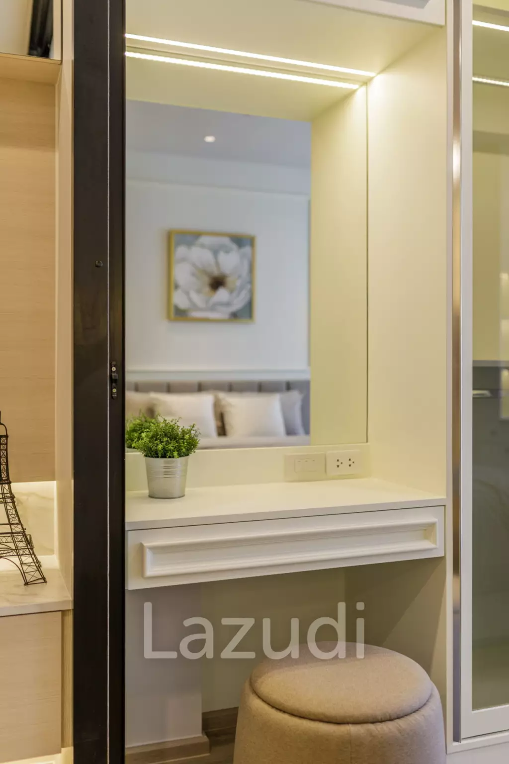 32 sqm modern 1 bedroom condo on 12th floor in Culture Thonglor Bangkok