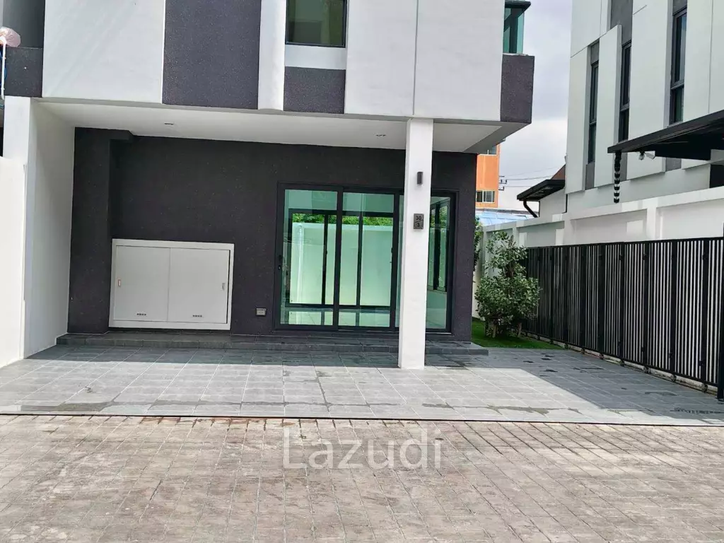 4 Bed Detached House Kingson Sukhumvit 101/1