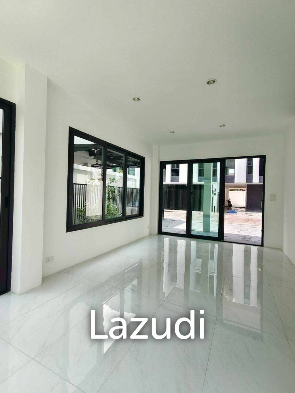 4 Bed Detached House Kingson Sukhumvit 101/1