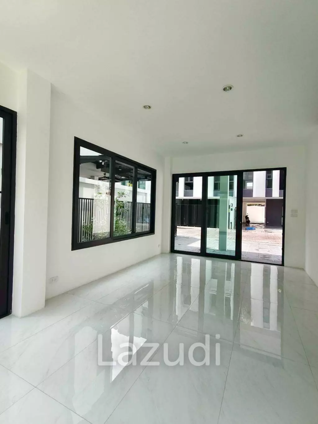 4 Bed Detached House Kingson Sukhumvit 101/1