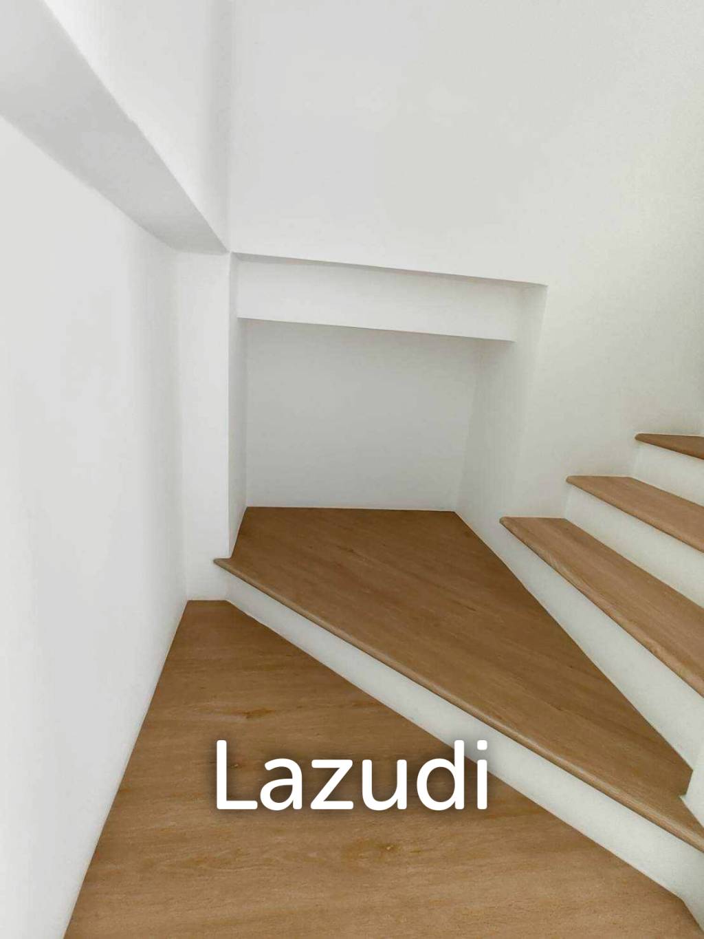 4 Bed Detached House Kingson Sukhumvit 101/1