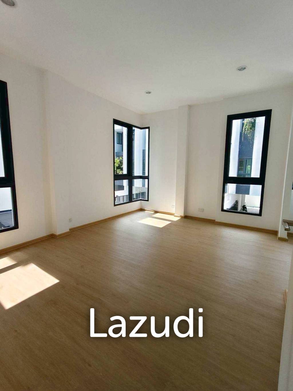4 Bed Detached House Kingson Sukhumvit 101/1