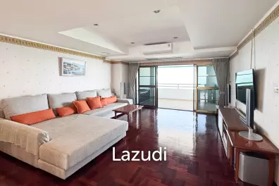 123 sqm sea view in Cha-Am Grand Condotel