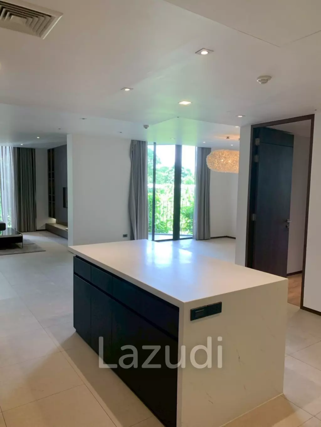 260 Sqm 3 Bed Raveevan Space
