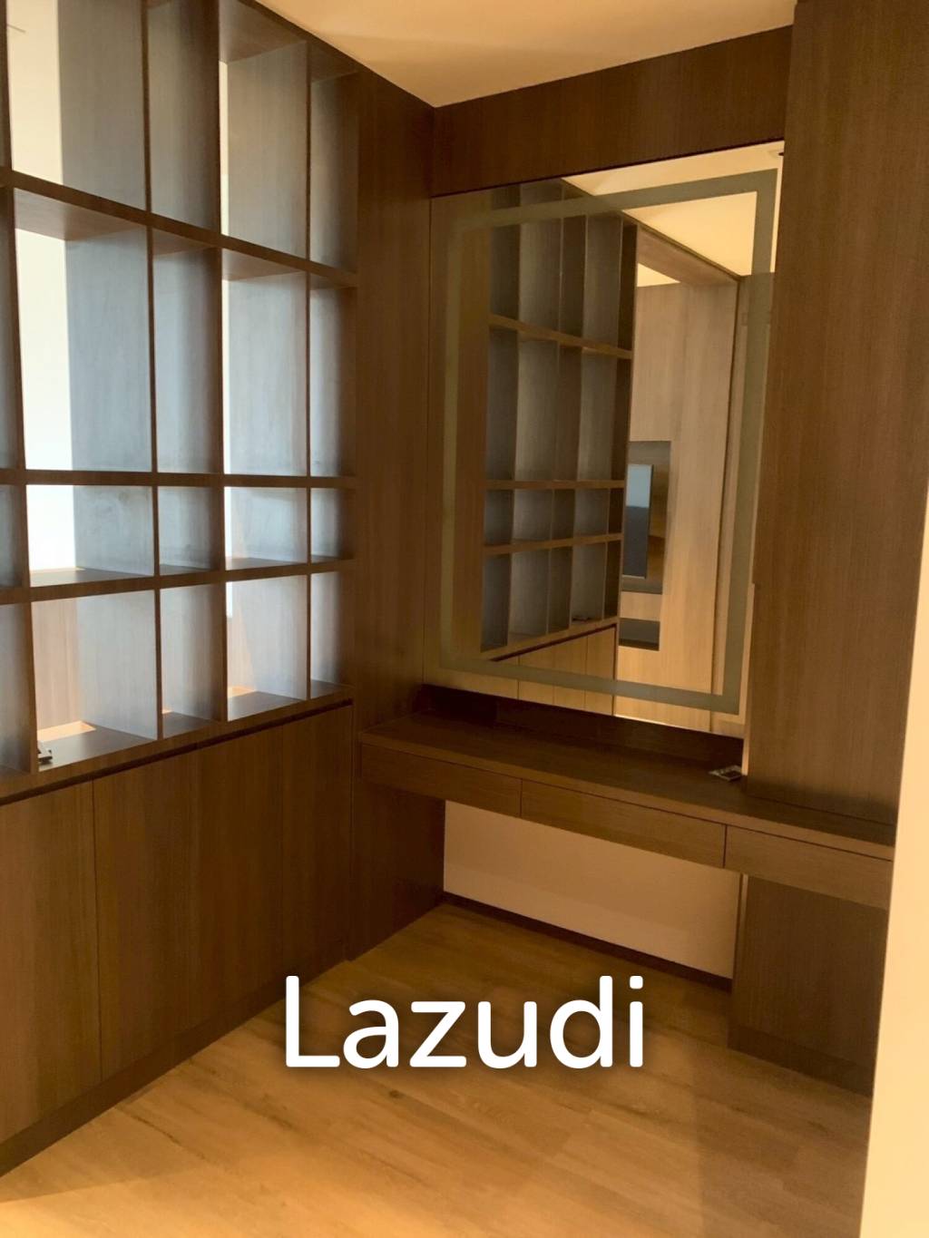 260 Sqm 3 Bed Raveevan Space