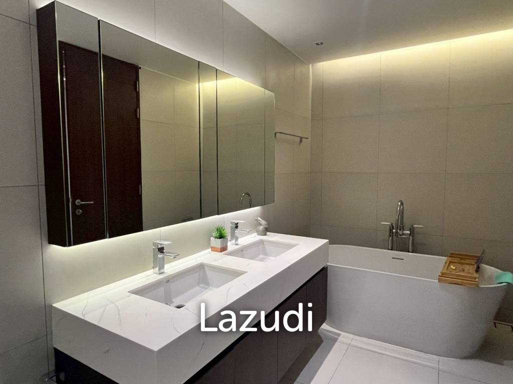 270 Sqm 3 Bed Raveevan Space