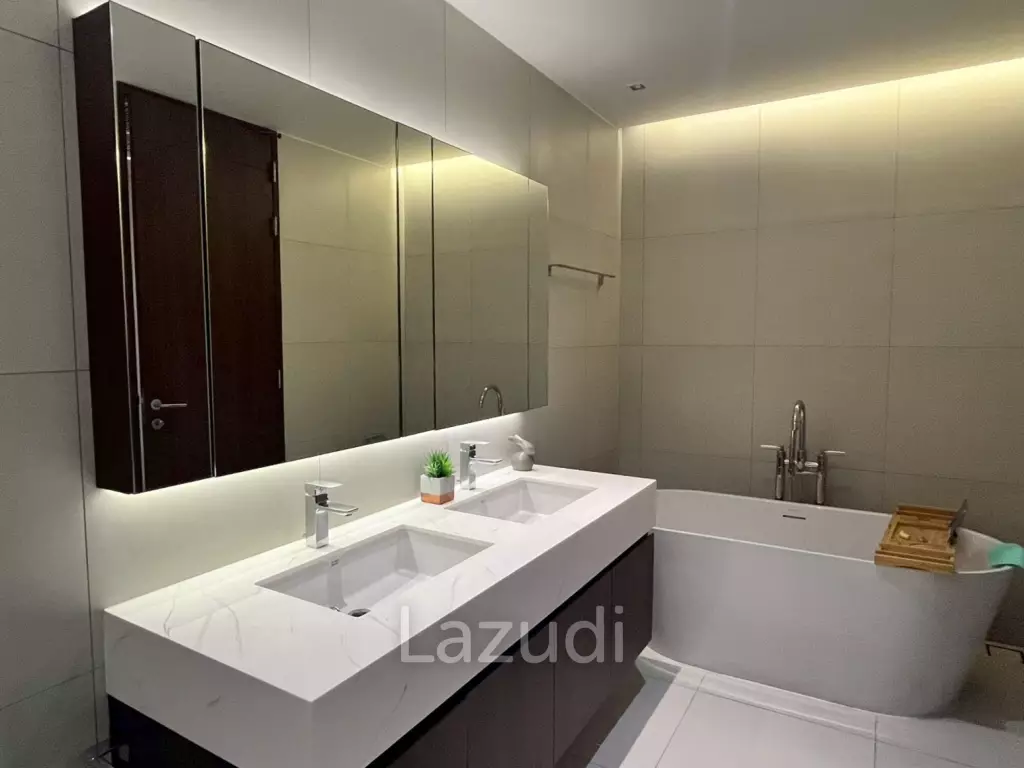 270 Sqm 3 Bed Raveevan Space