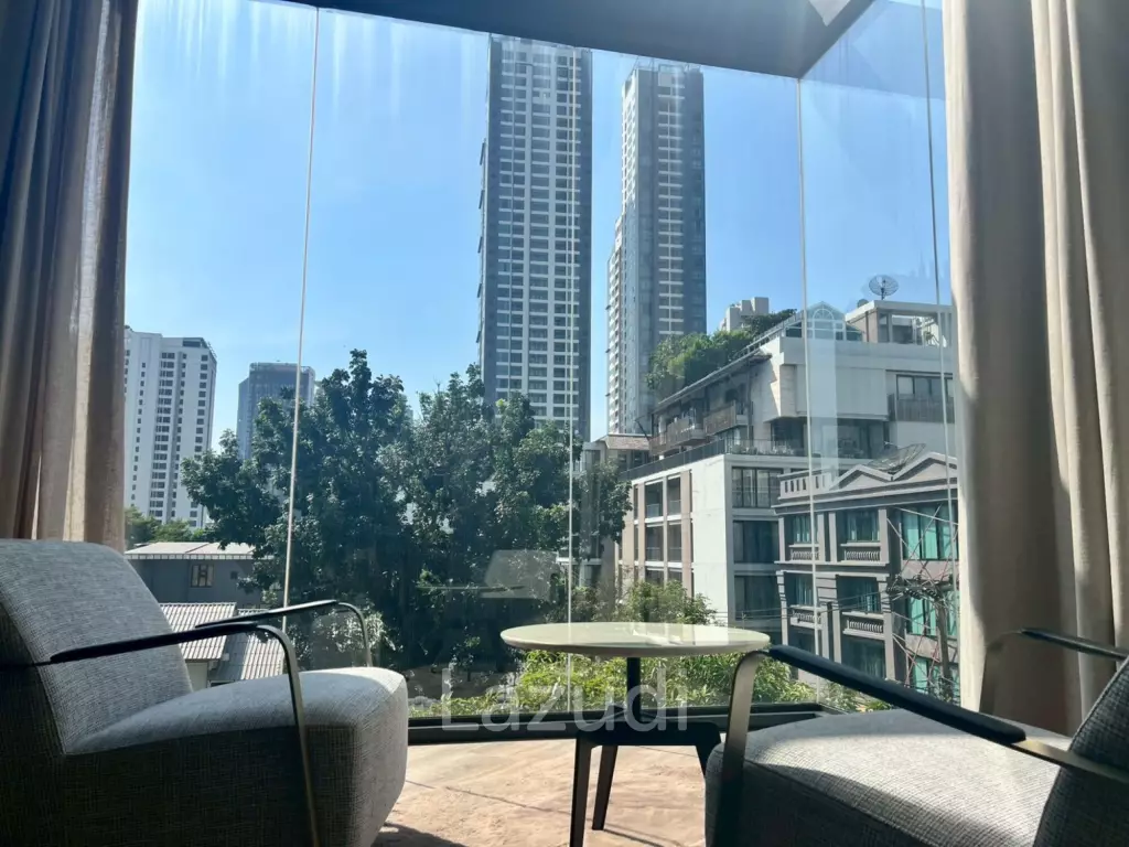 270 Sqm 3 Bed Raveevan Space