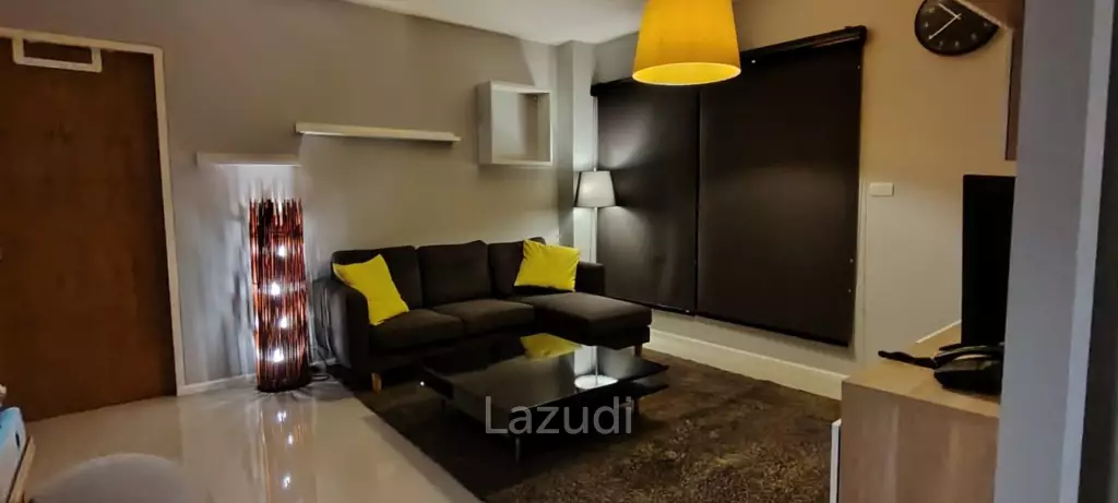 64 sqm 2 Bed Condo at Aspire Sukhumvit 48 Phra Khanong