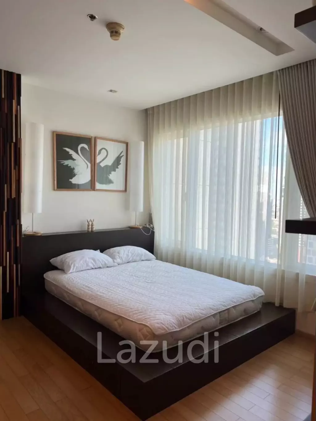 52 sqm high-floor 1 bedroom condo at Siri at Sukhumvit Phra Khanong Bangkok