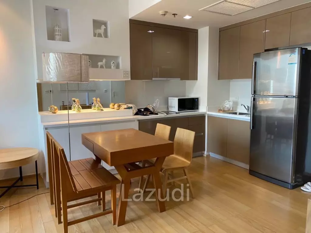 52 sqm high-floor 1 bedroom condo at Siri at Sukhumvit Phra Khanong Bangkok