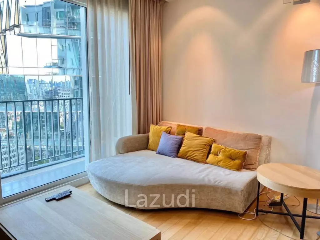 52 sqm high-floor 1 bedroom condo at Siri at Sukhumvit Phra Khanong Bangkok