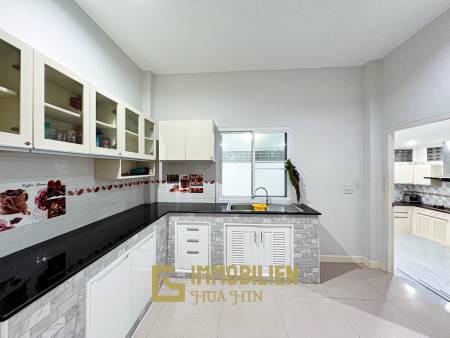 Preiswert / Komplett möbliert / 3 Schlafzimmer
