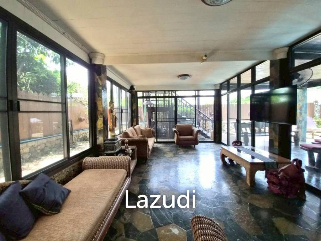 Charming Two-Storey Thai Style House with Private Pool