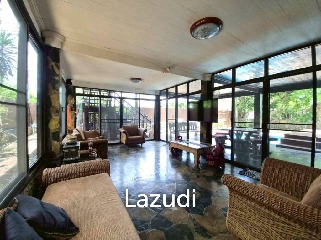 Charming Two-Storey Thai Style House with Private Pool