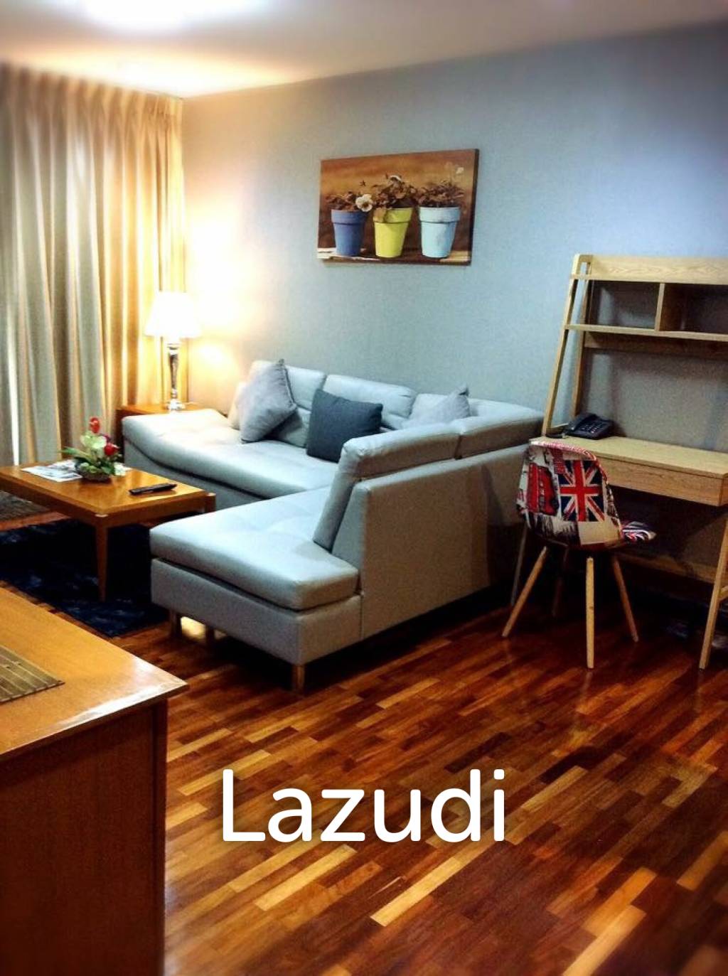 70 sqm 2 Bedroom Condo on 6th Floor in Khlong Tan Nuea Bangkok