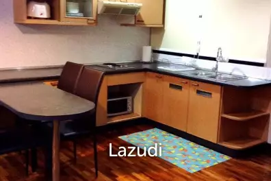 70 sqm 2 Bedroom Condo on 6th Floor in Khlong Tan Nuea Bangkok