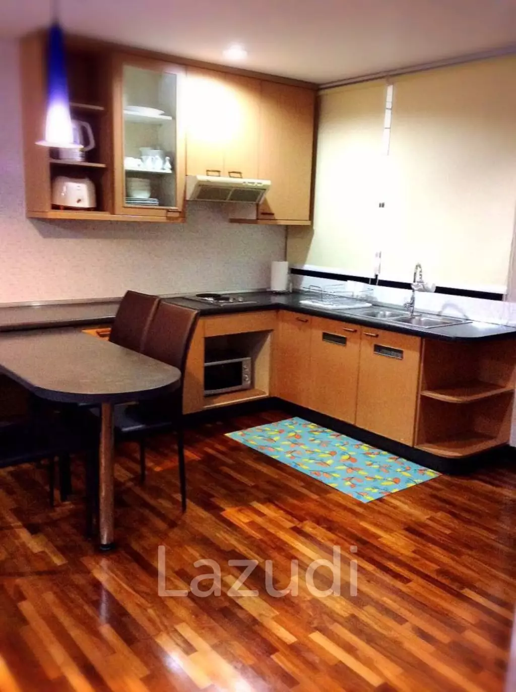 70 sqm 2 Bedroom Condo on 6th Floor in Khlong Tan Nuea Bangkok