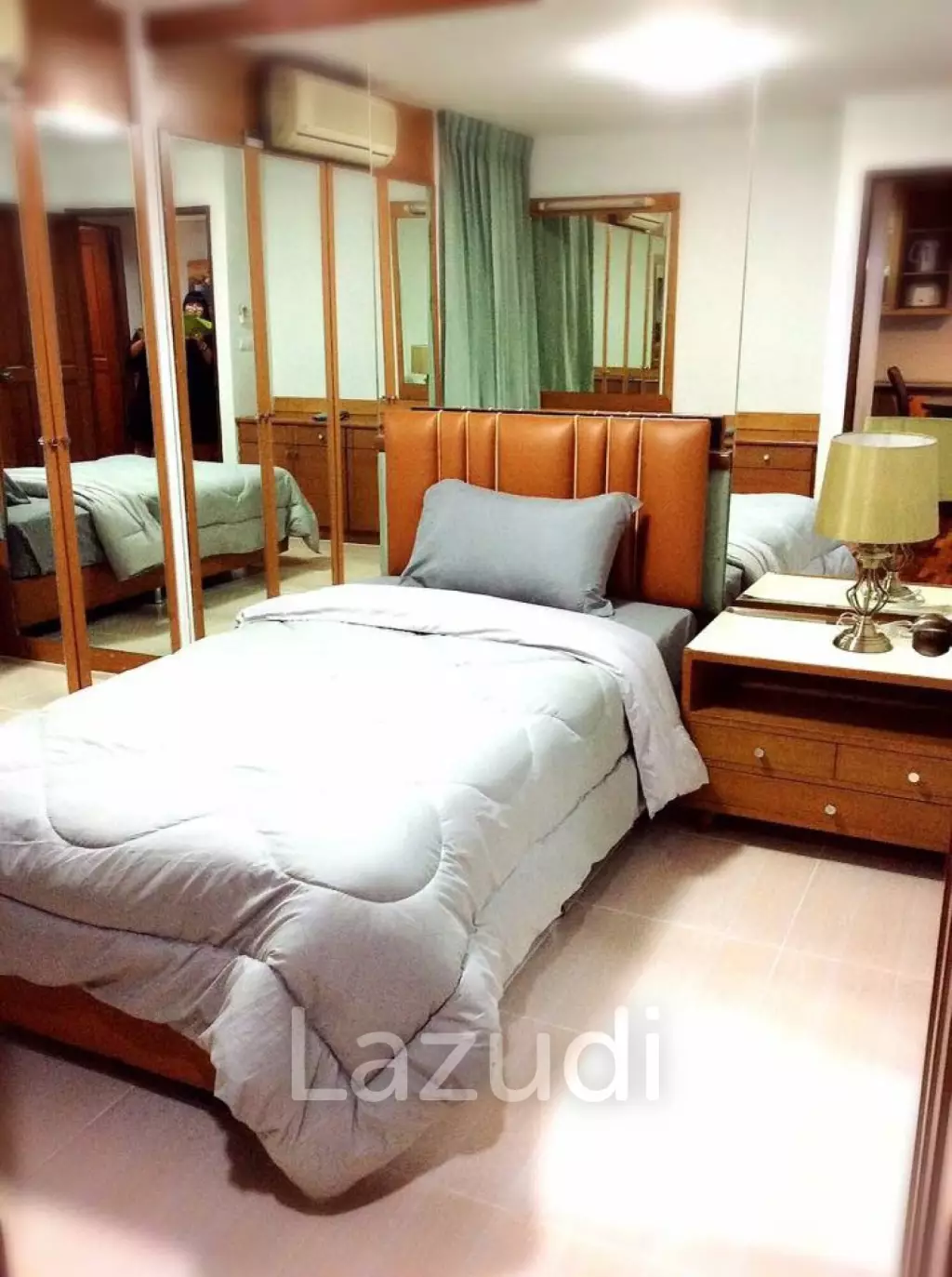 70 sqm 2 Bedroom Condo on 6th Floor in Khlong Tan Nuea Bangkok