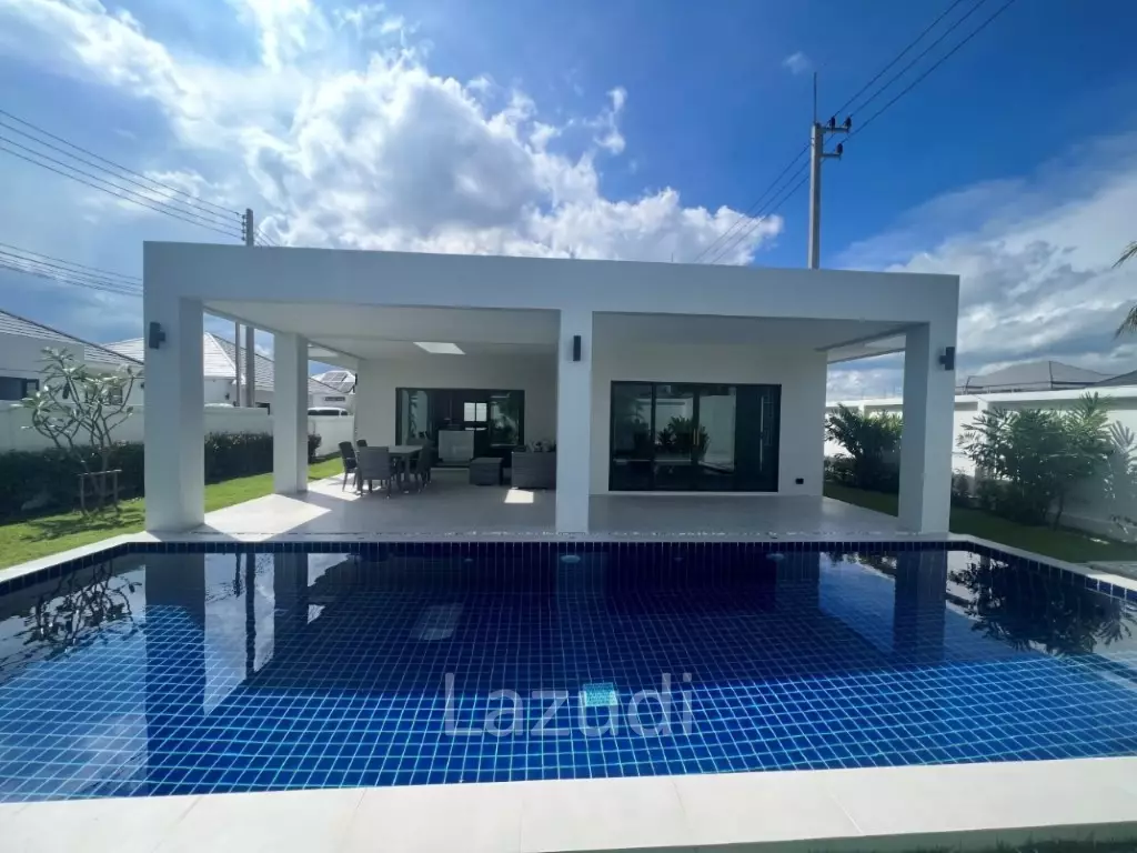 MODA HARMONY : New Modern 3 Bed 4 Bath Pool Villa with Solar