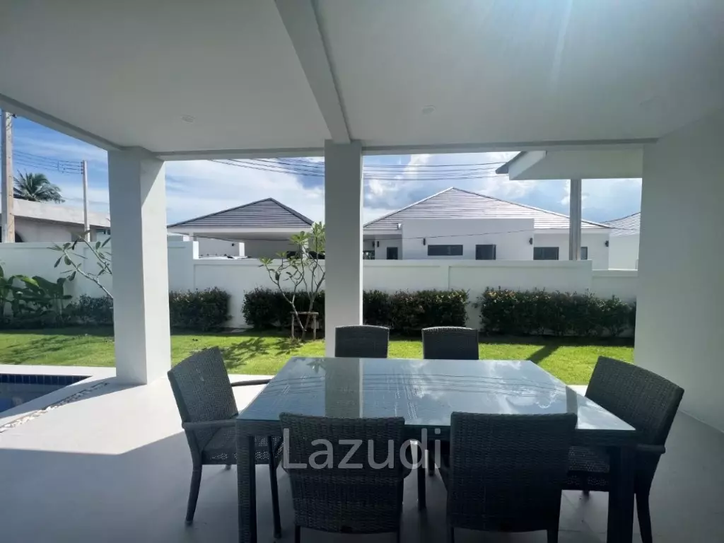 MODA HARMONY : New Modern 3 Bed 4 Bath Pool Villa with Solar