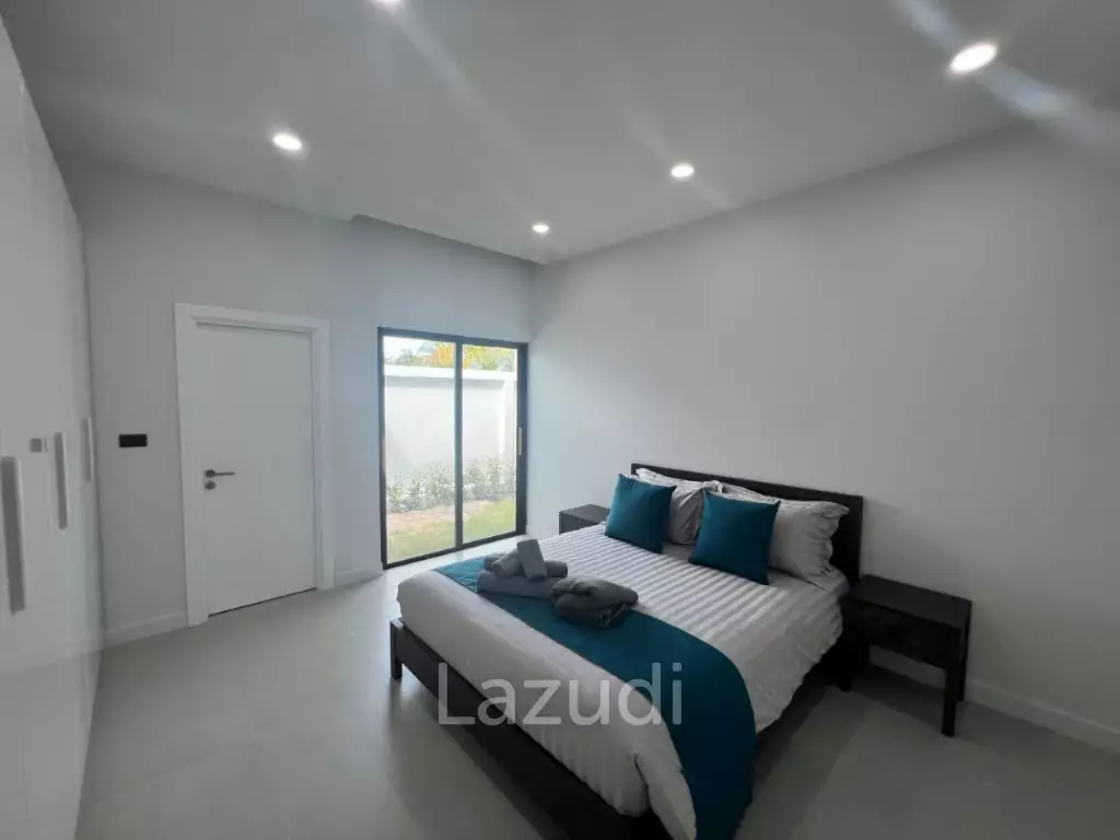 MODA HARMONY : New Modern 3 Bed 4 Bath Pool Villa with Solar
