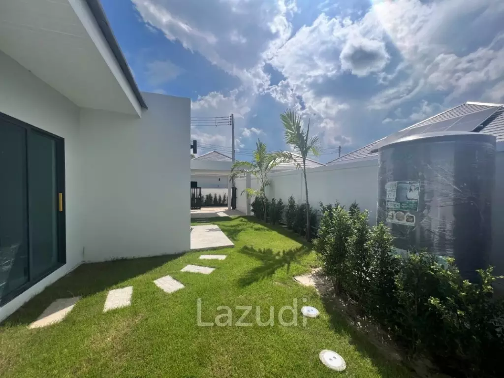 MODA HARMONY : New Modern 3 Bed 4 Bath Pool Villa with Solar