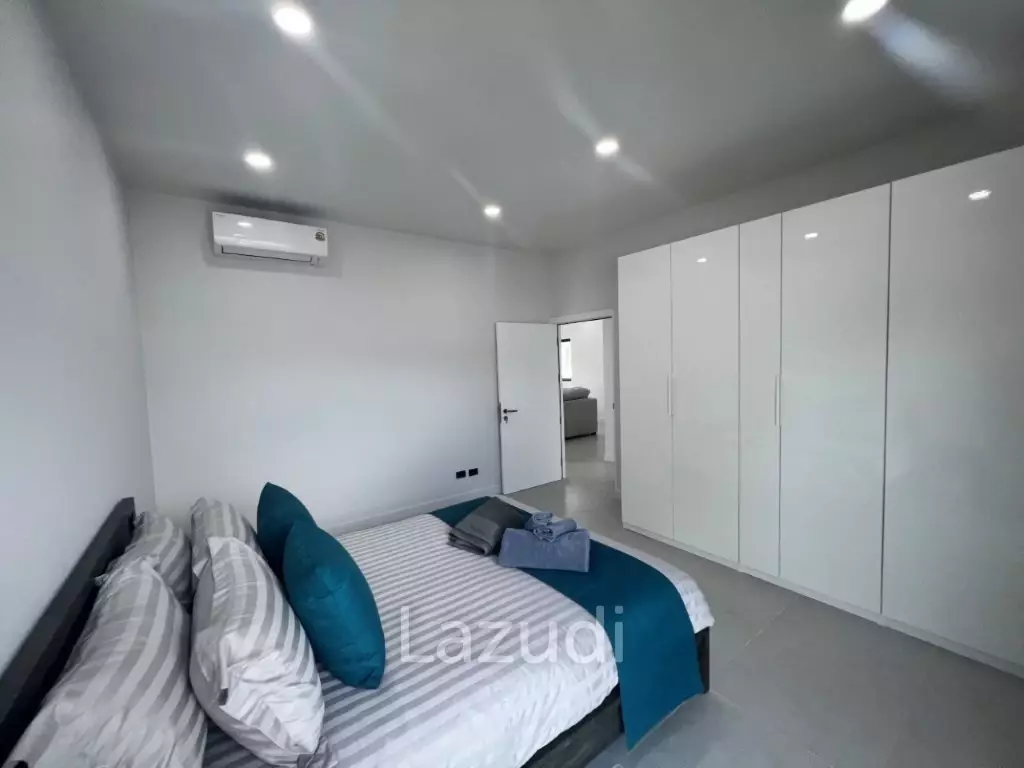 MODA HARMONY : New Modern 3 Bed 4 Bath Pool Villa with Solar