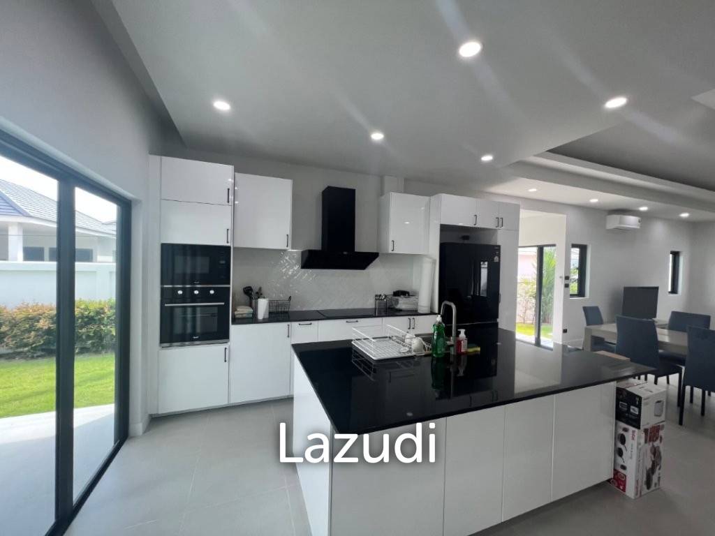 MODA HARMONY : New Modern 3 Bed 4 Bath Pool Villa with Solar