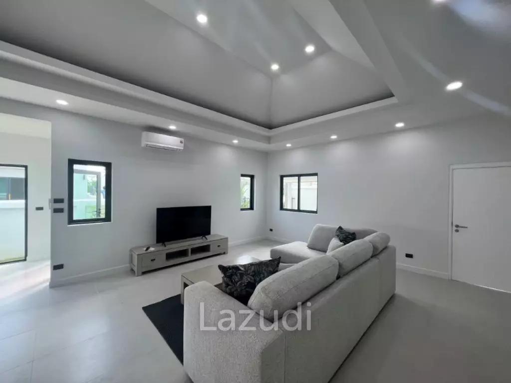 MODA HARMONY : New Modern 3 Bed 4 Bath Pool Villa with Solar