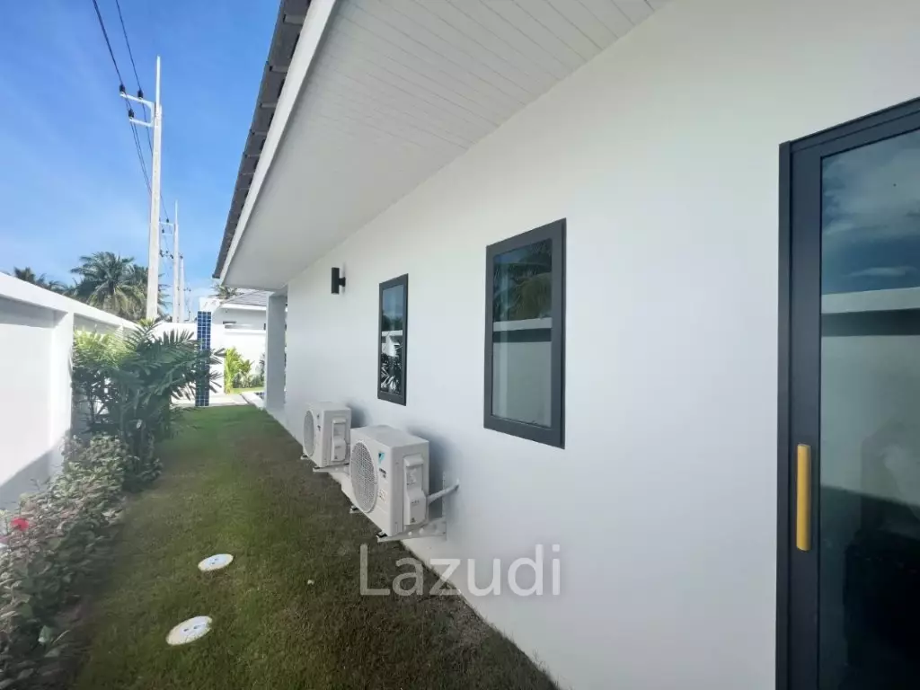 MODA HARMONY : New Modern 3 Bed 4 Bath Pool Villa with Solar