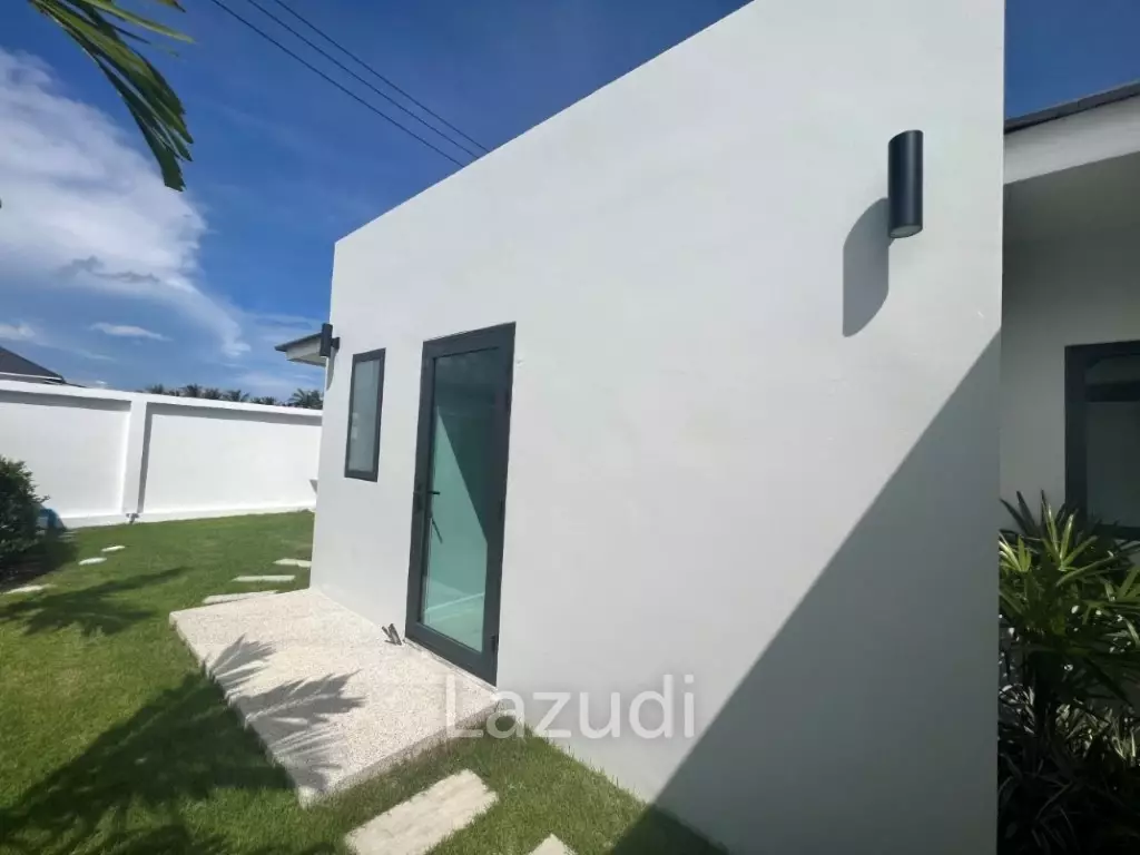 MODA HARMONY : New Modern 3 Bed 4 Bath Pool Villa with Solar